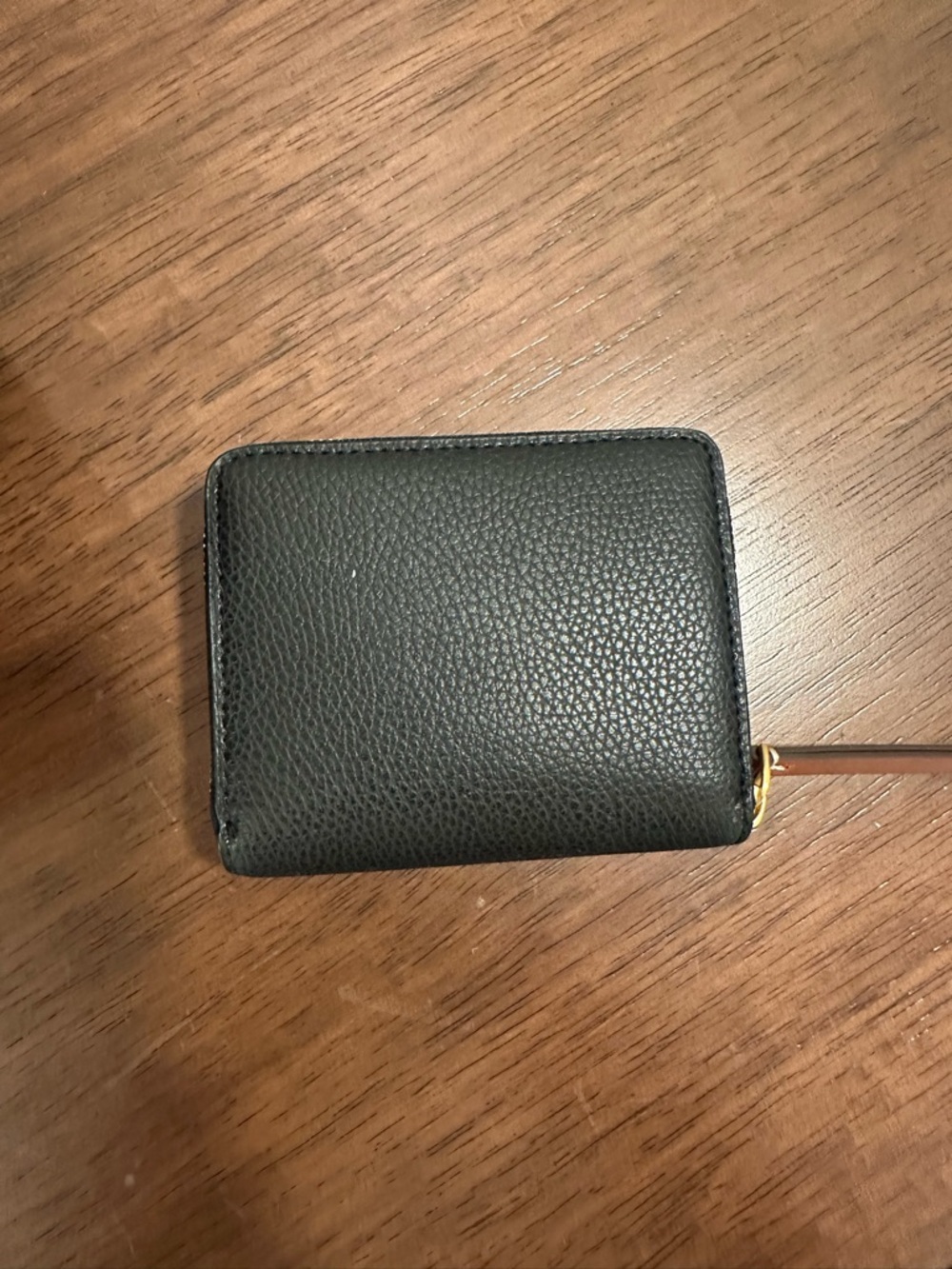 Tory Burch Black Robinson Pebbled Leather Zip-Around Bi-fold Wallet w Gold Logo - Picture 2 of 6